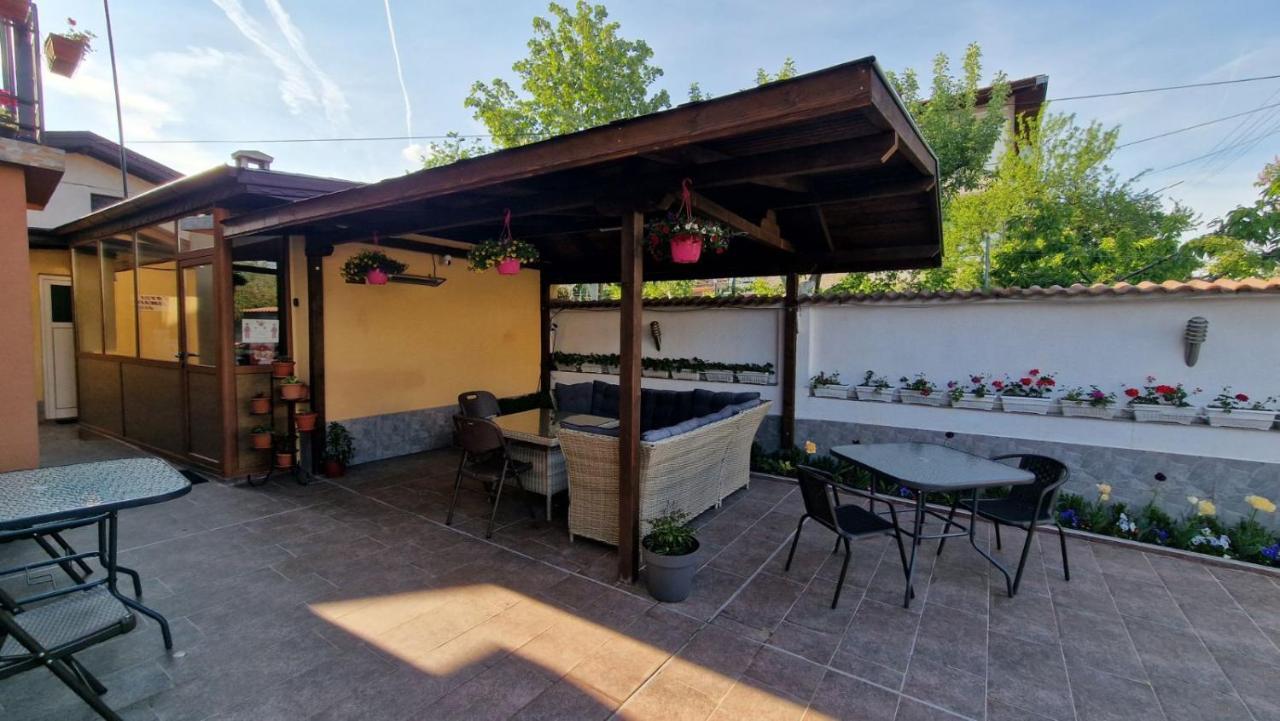Family Hotel Dalia Velingrado Exterior foto