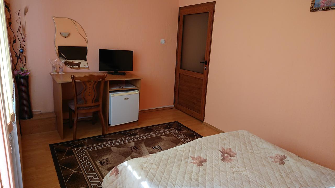 Family Hotel Dalia Velingrado Exterior foto